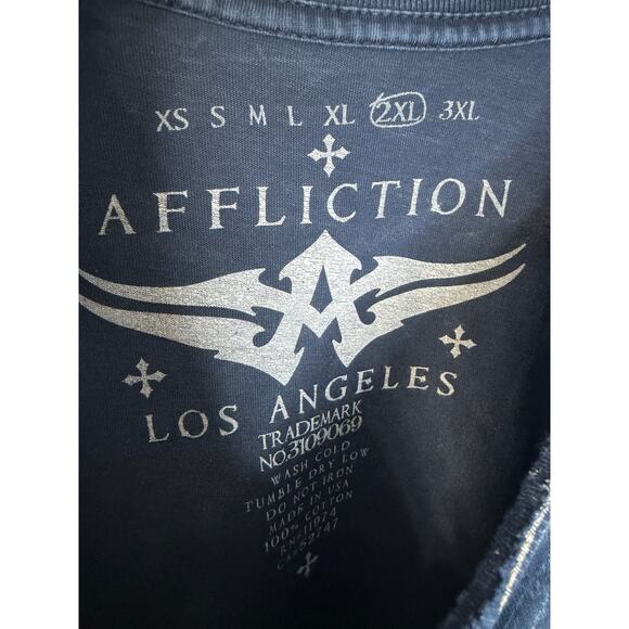 AFFLICTION Mens T Shirt Wings and Celtic Cross Blue Distressed Sz 2XL - Picture 5 of 7